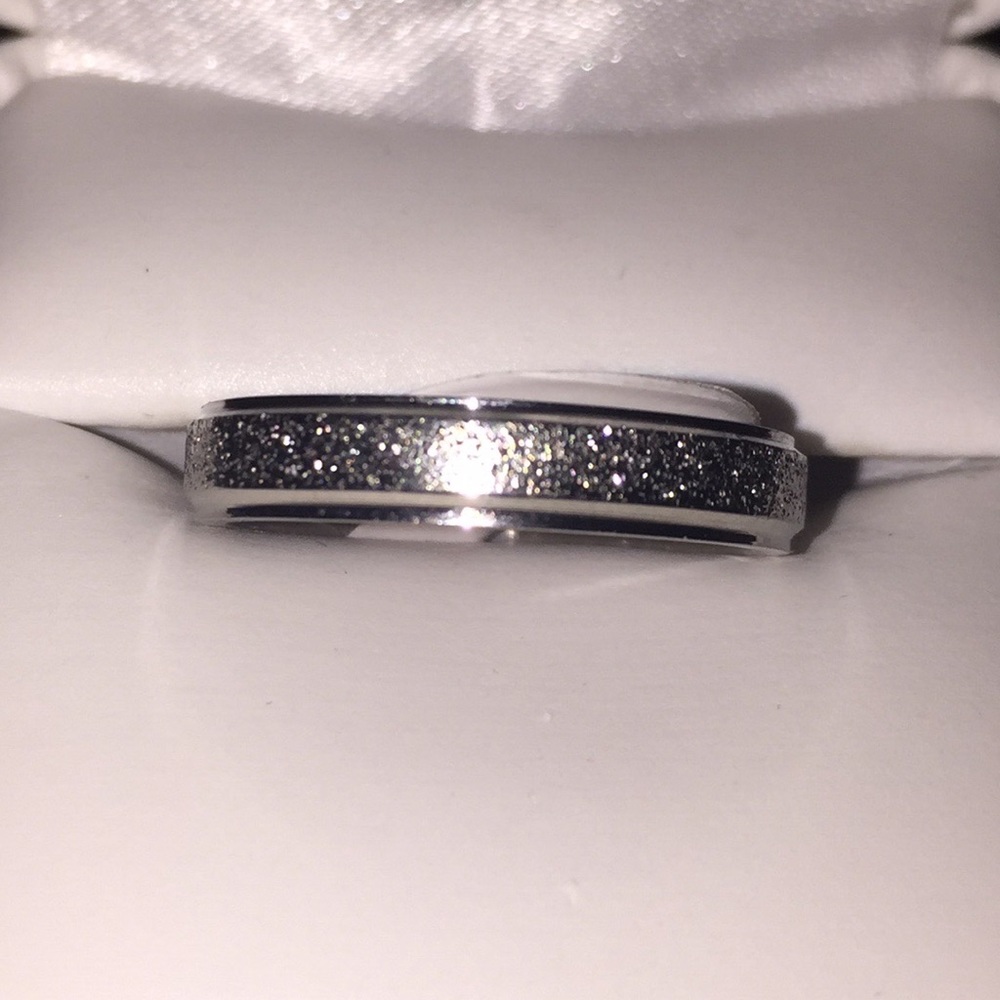 Frosted Stainless Steel Band Ring - Picture 5 of 6